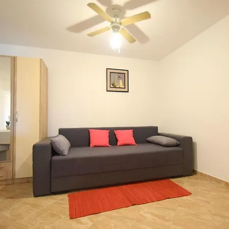 Vrdoljak Appartamento *